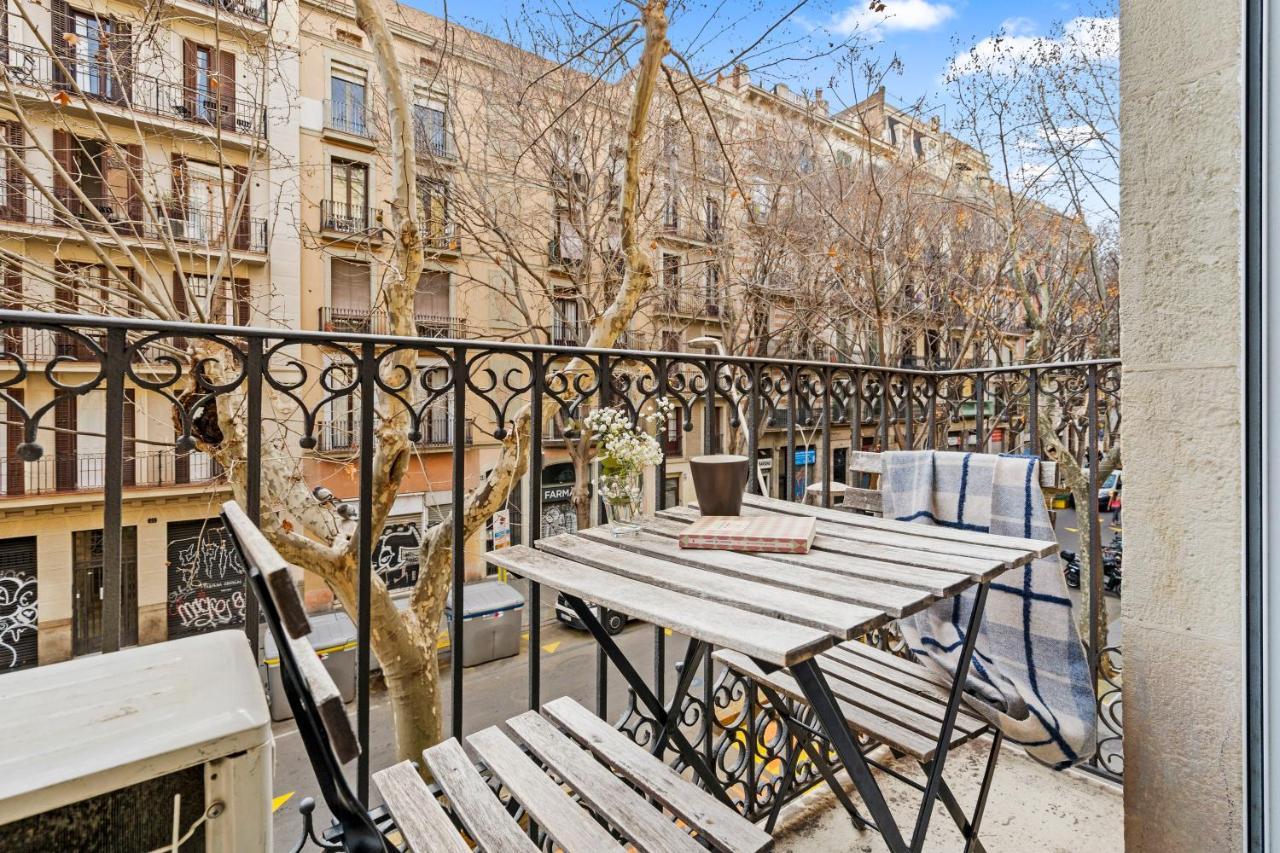 Flateli Borrell Apartment Barcelona Luaran gambar