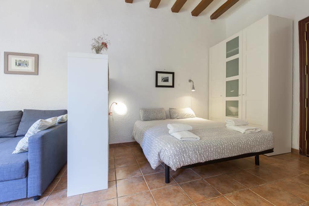 Flateli Borrell Apartment Barcelona Luaran gambar